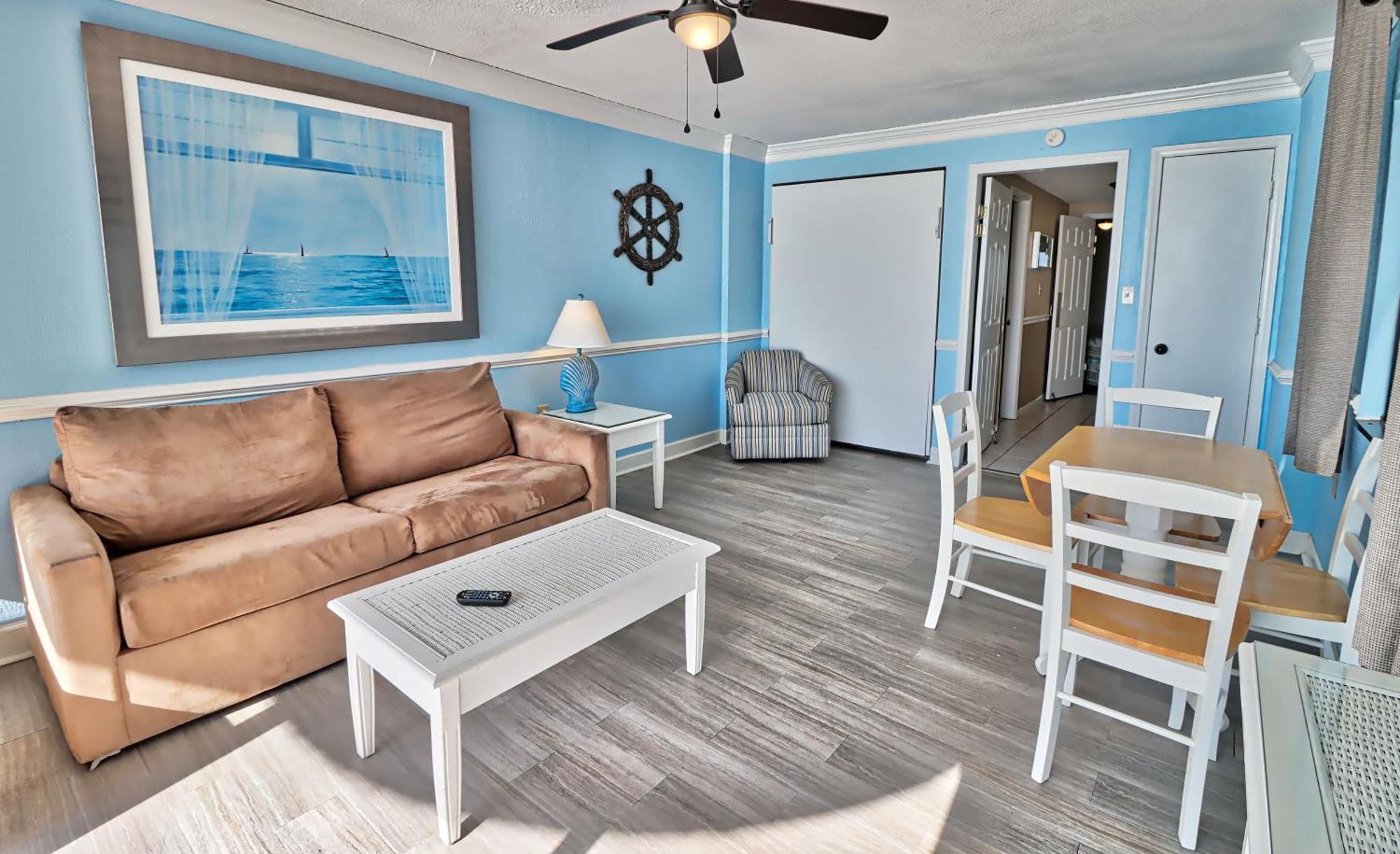 Suites At The Beach Myrtle Beach Room photo