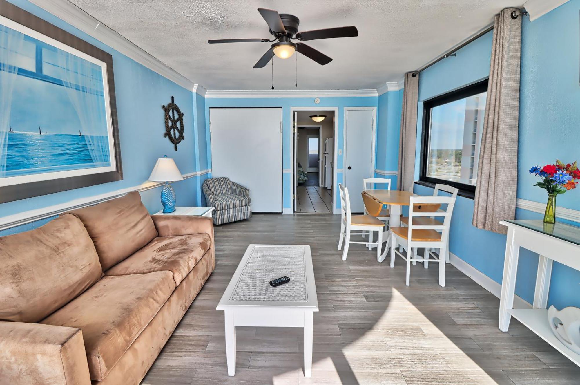 Suites At The Beach Myrtle Beach Room photo