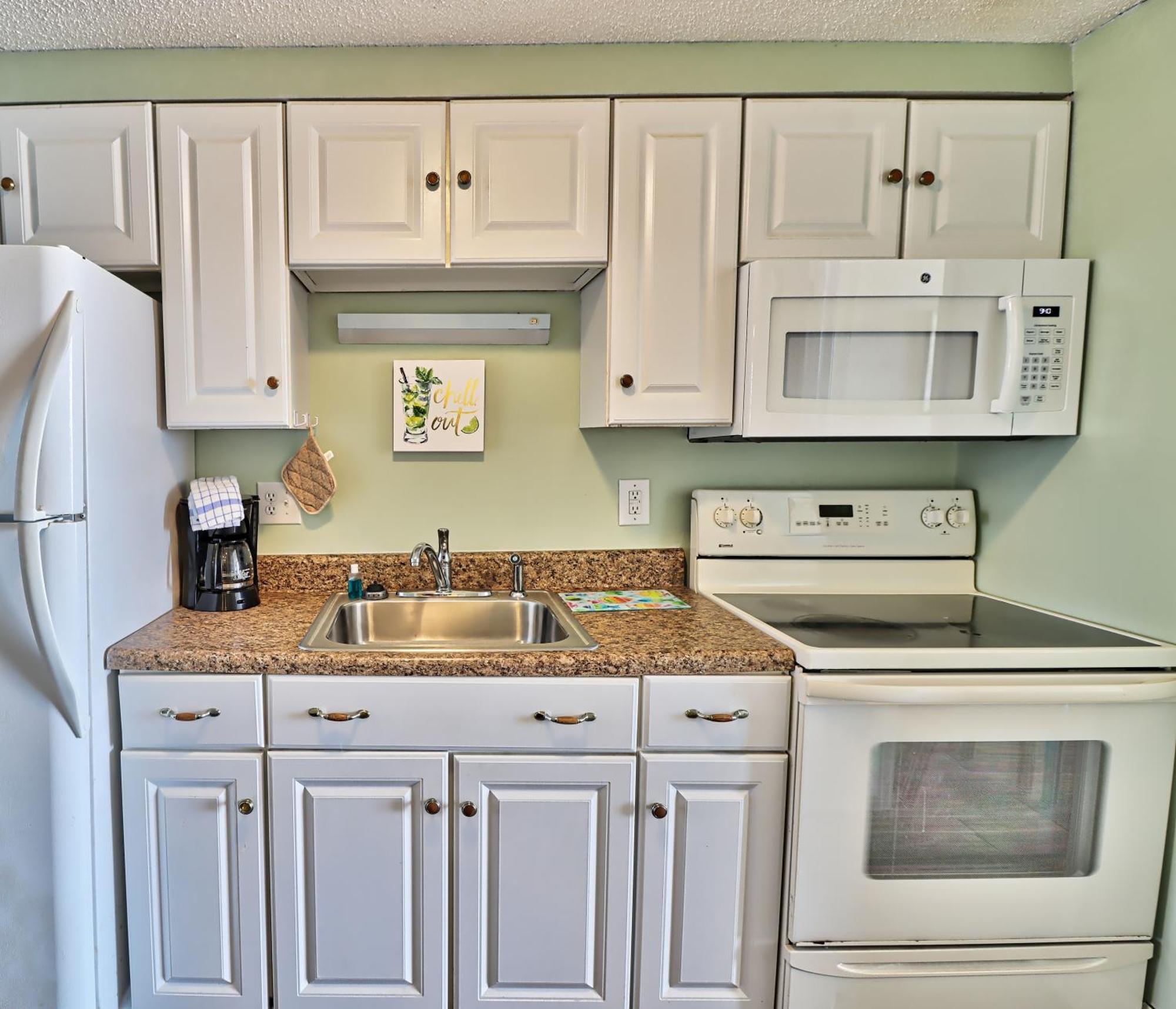 Suites At The Beach Myrtle Beach Room photo