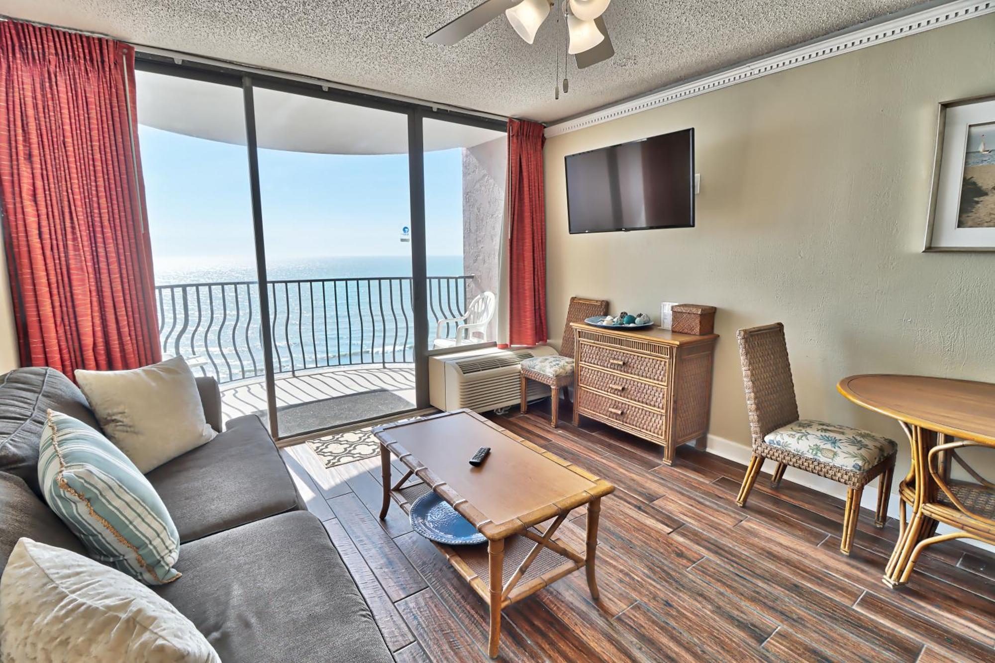 Suites At The Beach Myrtle Beach Room photo