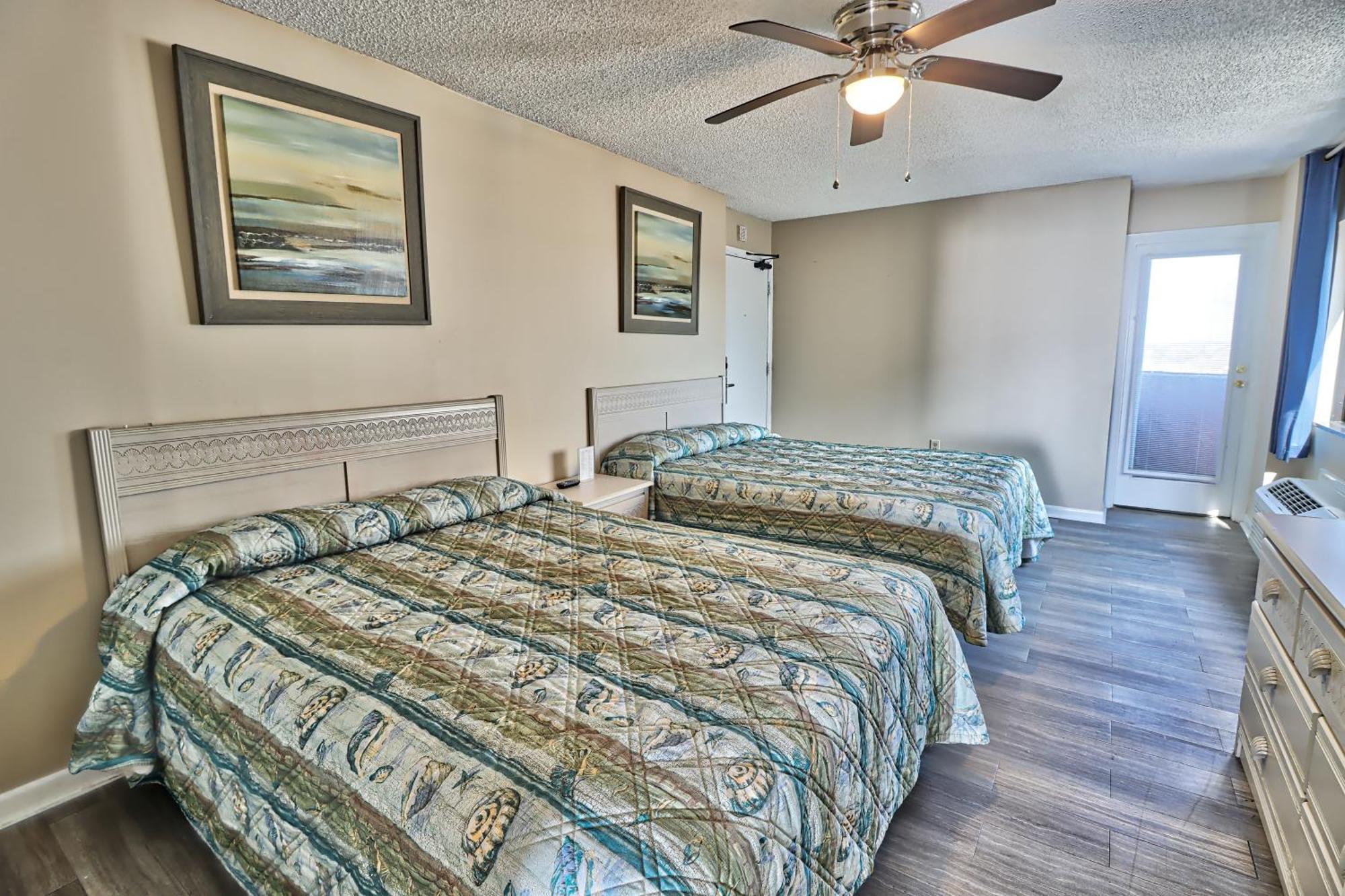 Suites At The Beach Myrtle Beach Room photo